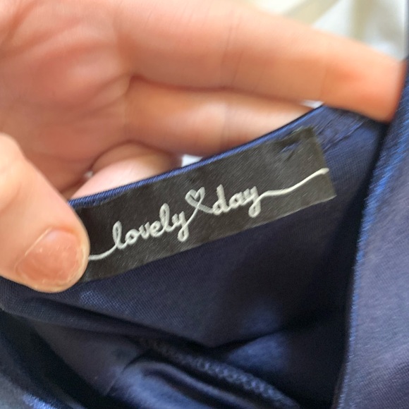 Beautiful navy blue dress - Picture 3 of 3